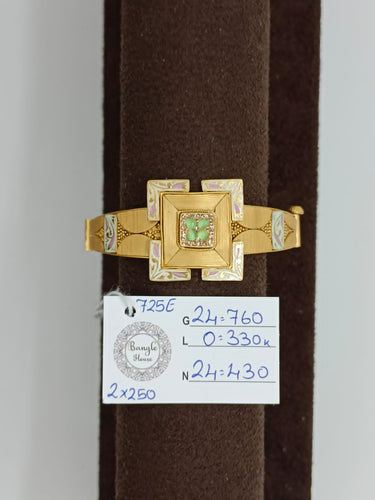 DESIGNER GOLD BRACELET