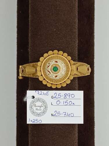 DESIGNER GOLD BRACELET