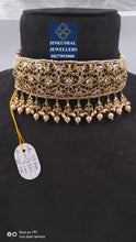 Load image into Gallery viewer, gold chokar necklace