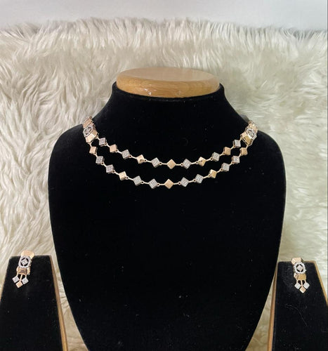 DESIGNER GOLD STONE SET