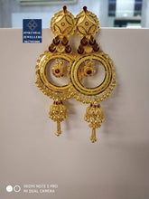 Load image into Gallery viewer, gold earring for women