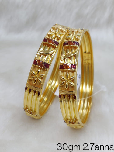 BANGLES