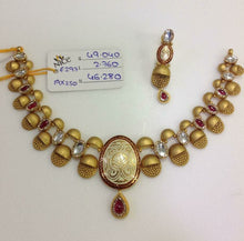 Load image into Gallery viewer, antique gold necklace