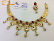 Load image into Gallery viewer, antique gold necklace