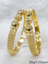 Load image into Gallery viewer, Gold Bengle