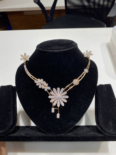 DESIGNER  GOLD STONE SET