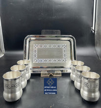 Load image into Gallery viewer, SILVER GLASS TREY SET