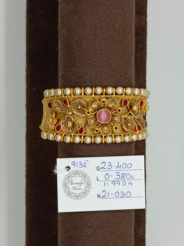 DESIGNER GOLD BRACELET