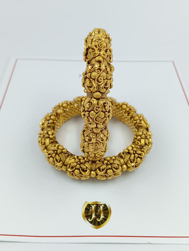 GOLD BANGLES FOR WOMEN ( ANTIQUE BANGLES )