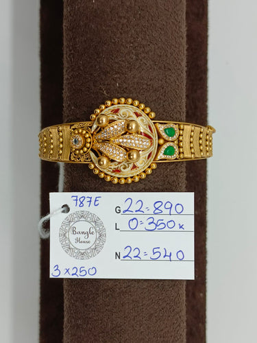 DESIGNER GOLD BRACELET