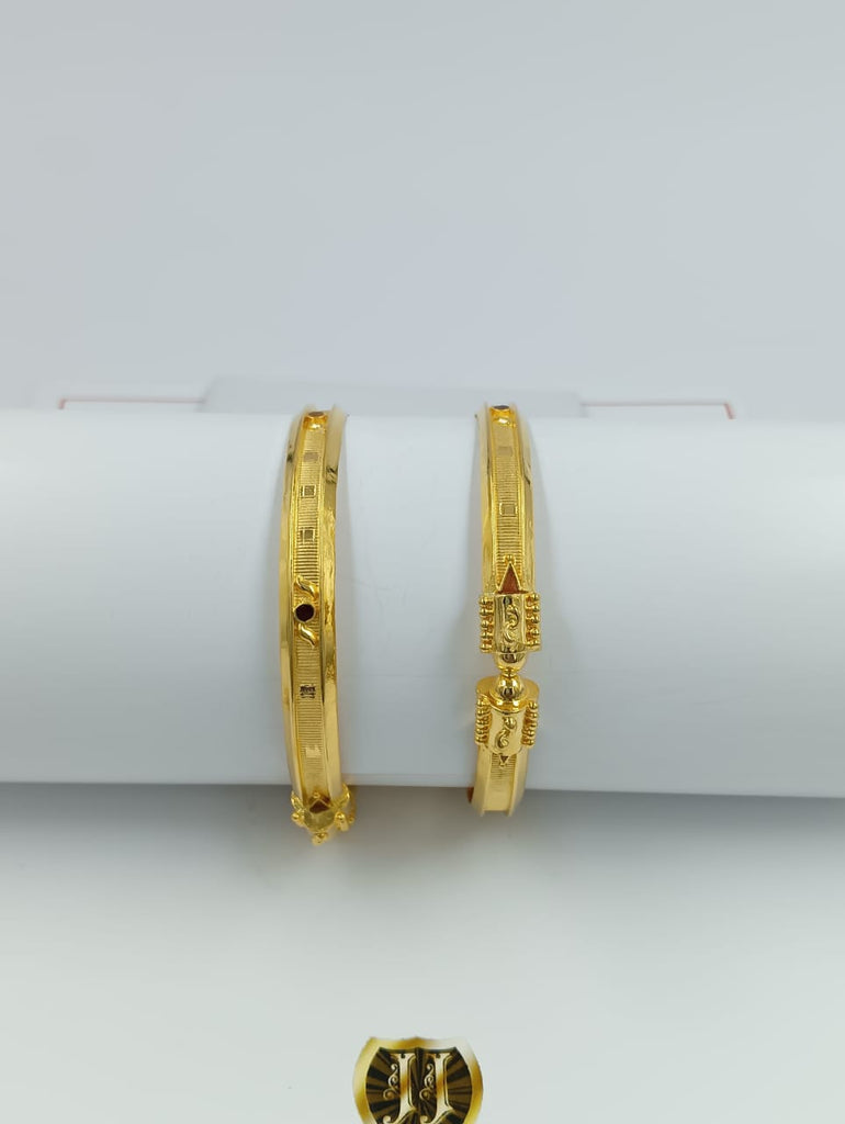 GOLD BANGLES FOR WOMEN