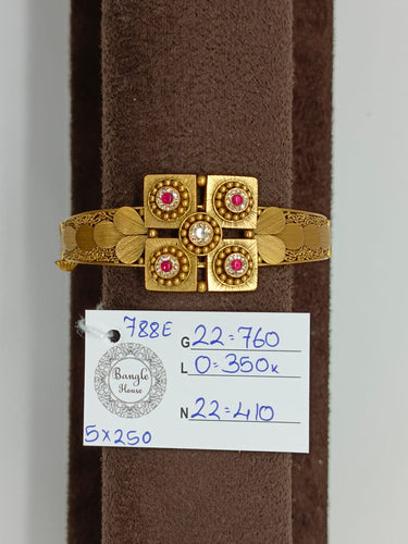 DESIGNER GOLD BRACELET