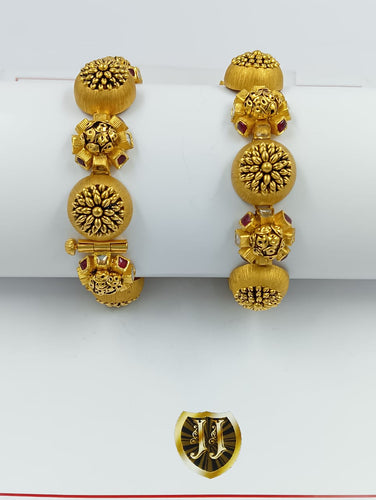 GOLD BANGLES FOR WOMEN