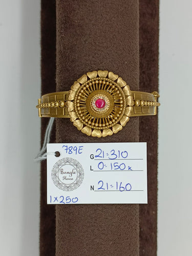 DESIGNER GOLD BRACELET