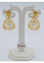 Load image into Gallery viewer, GOLD EARRING FOR WOMEN