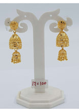 Load image into Gallery viewer, GOLD EARRING FOR WOMEN