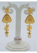 Load image into Gallery viewer, GOLD EARRING FOR WOMEN