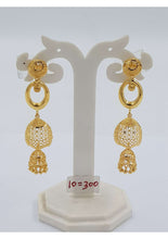 Load image into Gallery viewer, GOLD EARRING SET FOR WOMEN